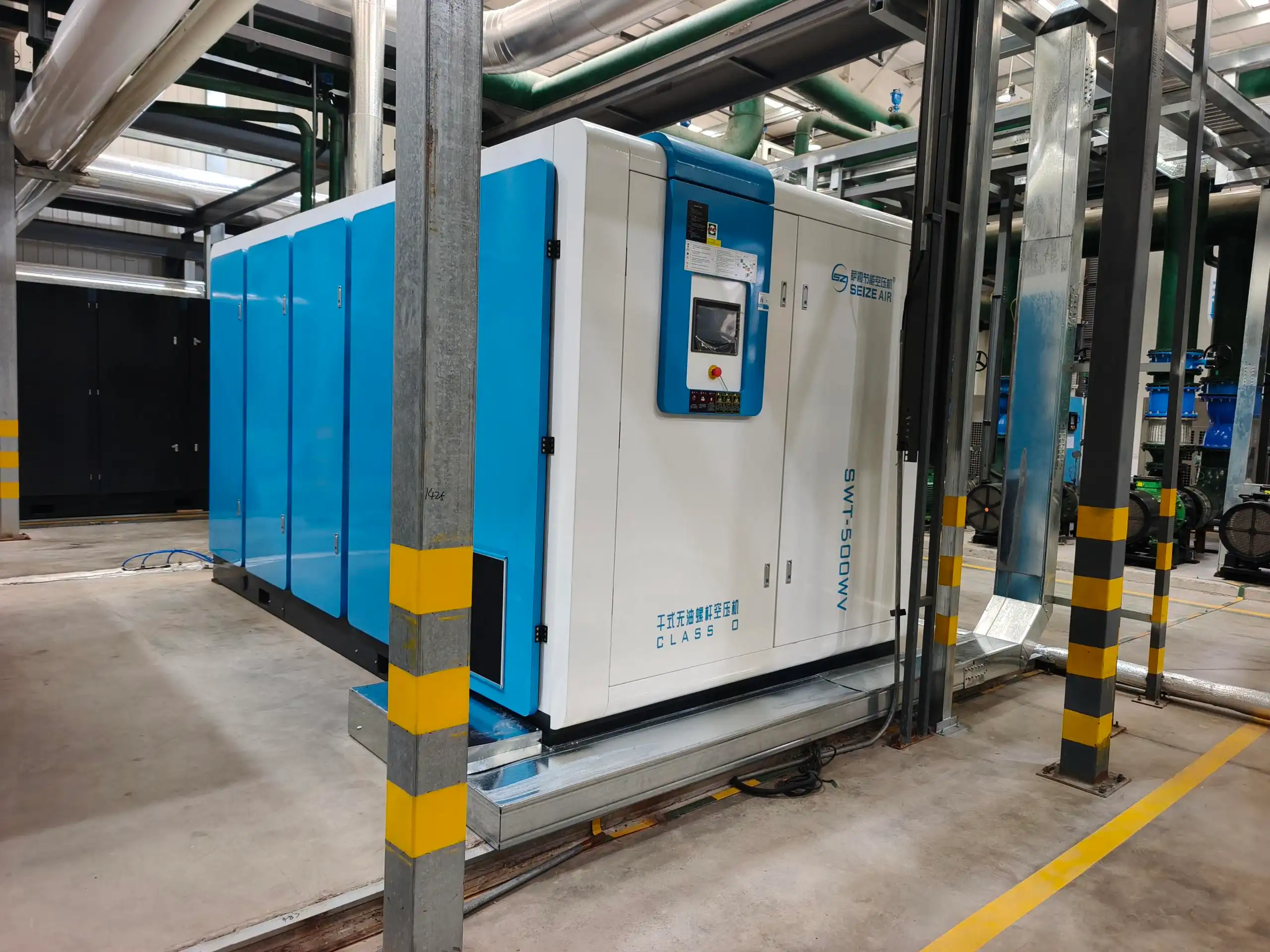 500KW PM VSD Kuru Tip Yağsız Vidalı Hava Kompresörü 500KW PM VSD Kuru Tip Yağsız Vidalı Hava Kompresörü